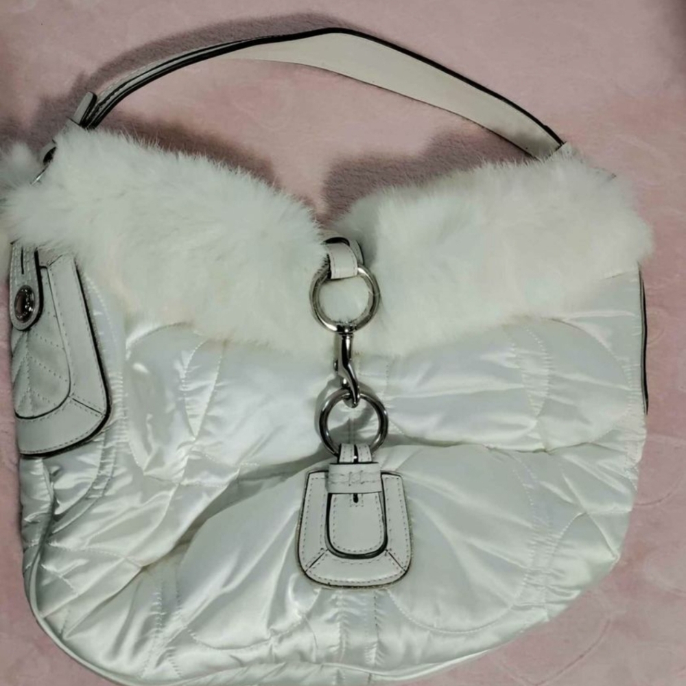 COACH -White Quilted Satin Fur Lined Leather & Suede Trim Ski Hobo Shoulder bag